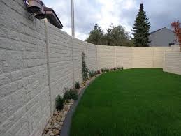 تصميم وتنفيذ أسوار المزارع